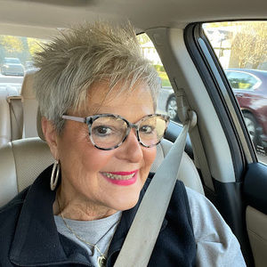 Meet your Posher, Nancy